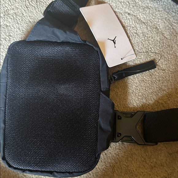 Jordan Black Belt Bag - Picture 2 of 2